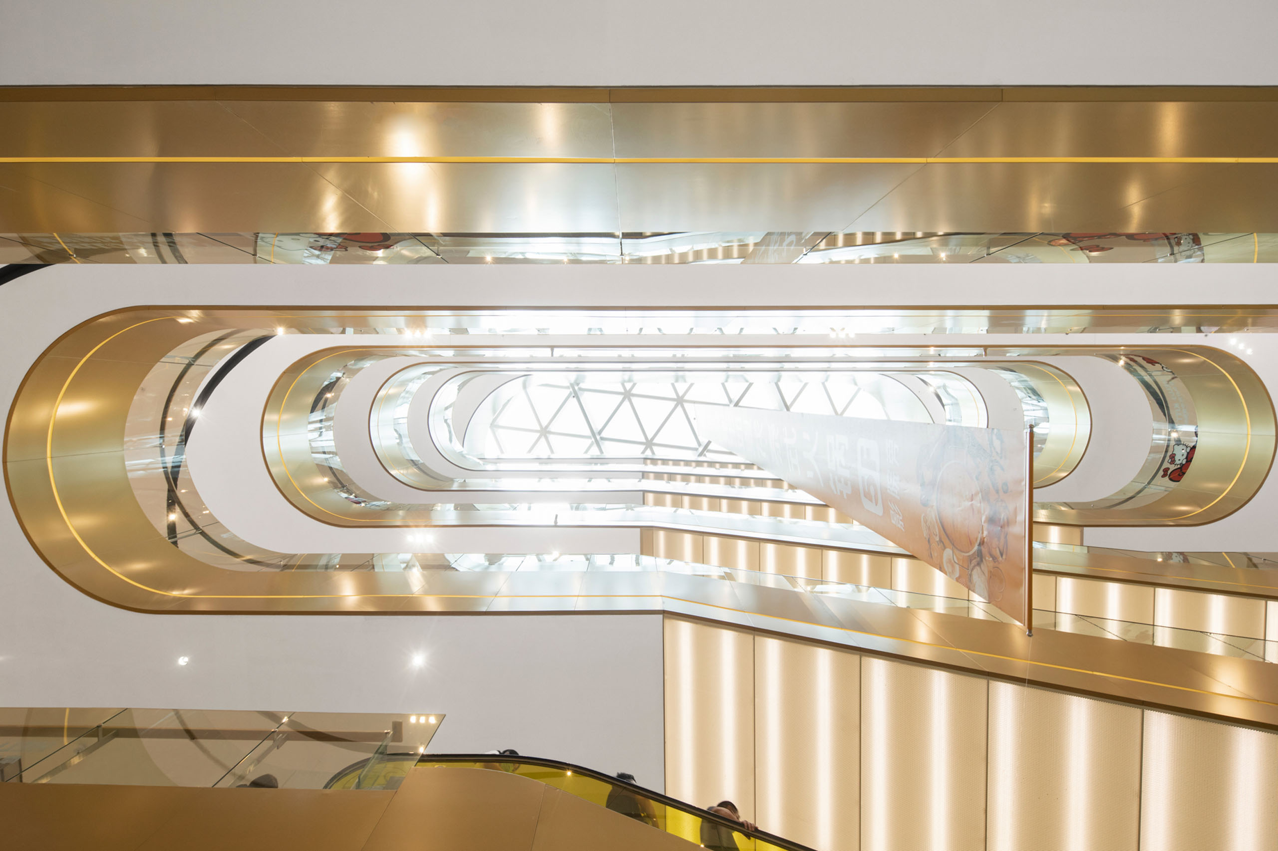 Paradise Walk Wuhan Jiangchen - CLOU architects
